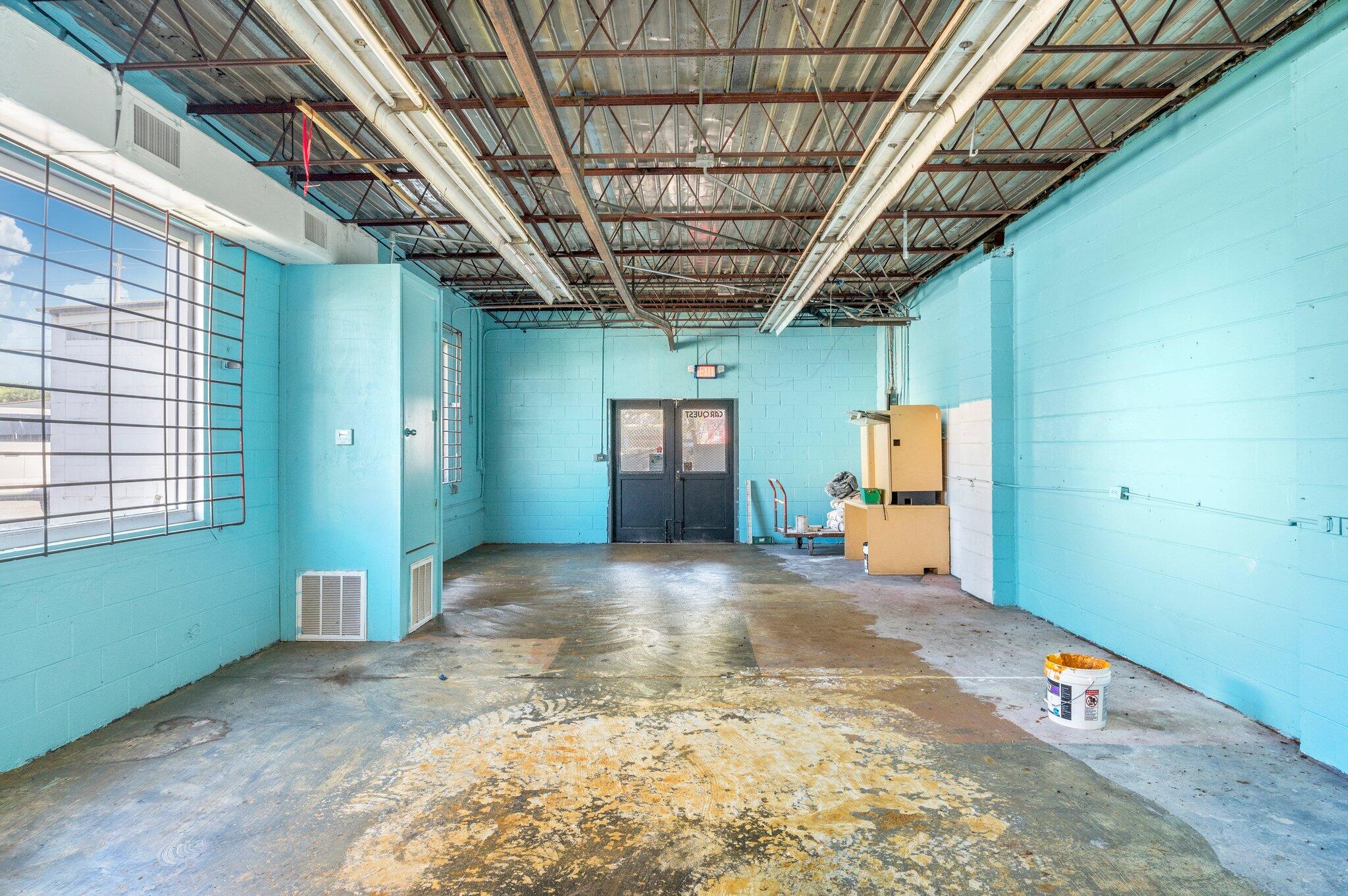 102 SE Eglin Parkway