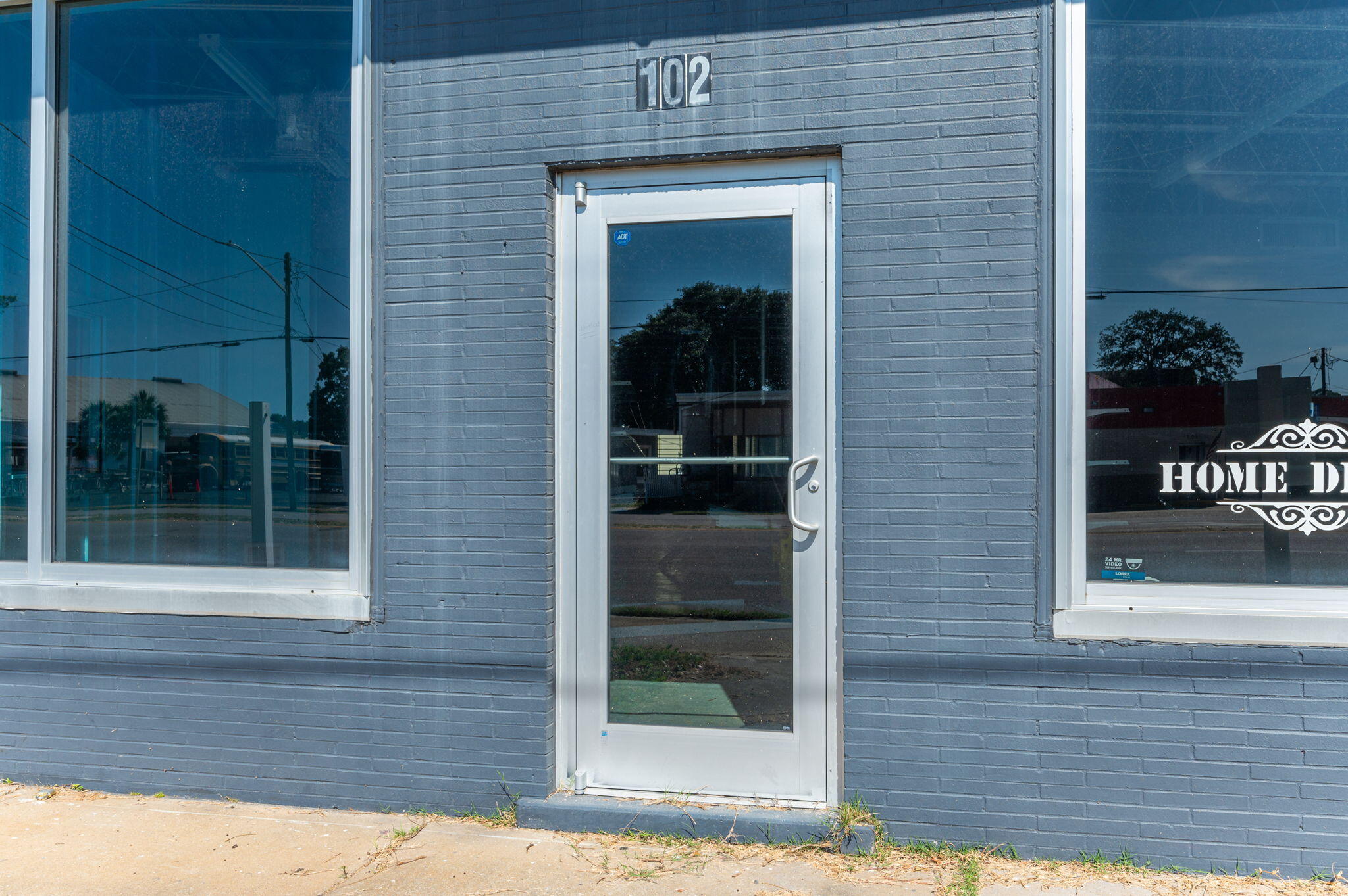 102 SE Eglin Parkway
