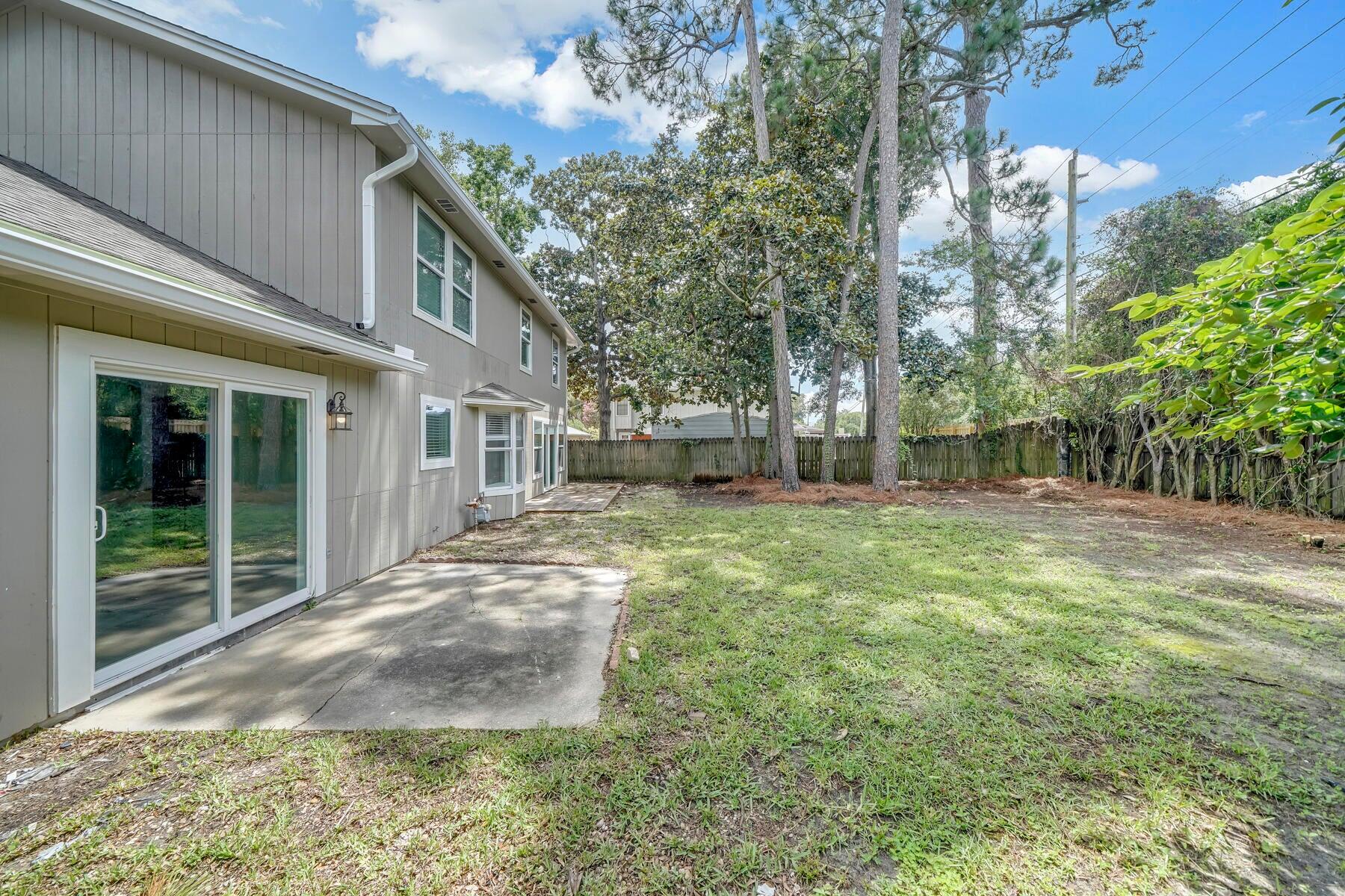 10 Shamrock Drive