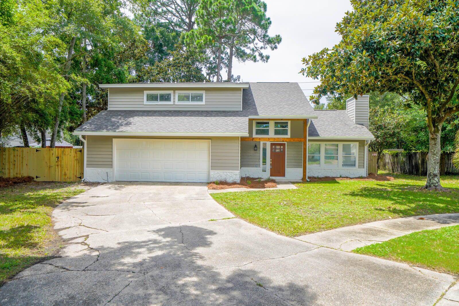 10 Shamrock Drive