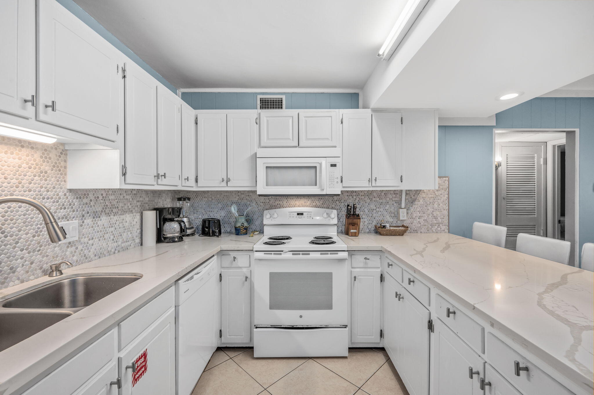 667 Nautilus Court 302
