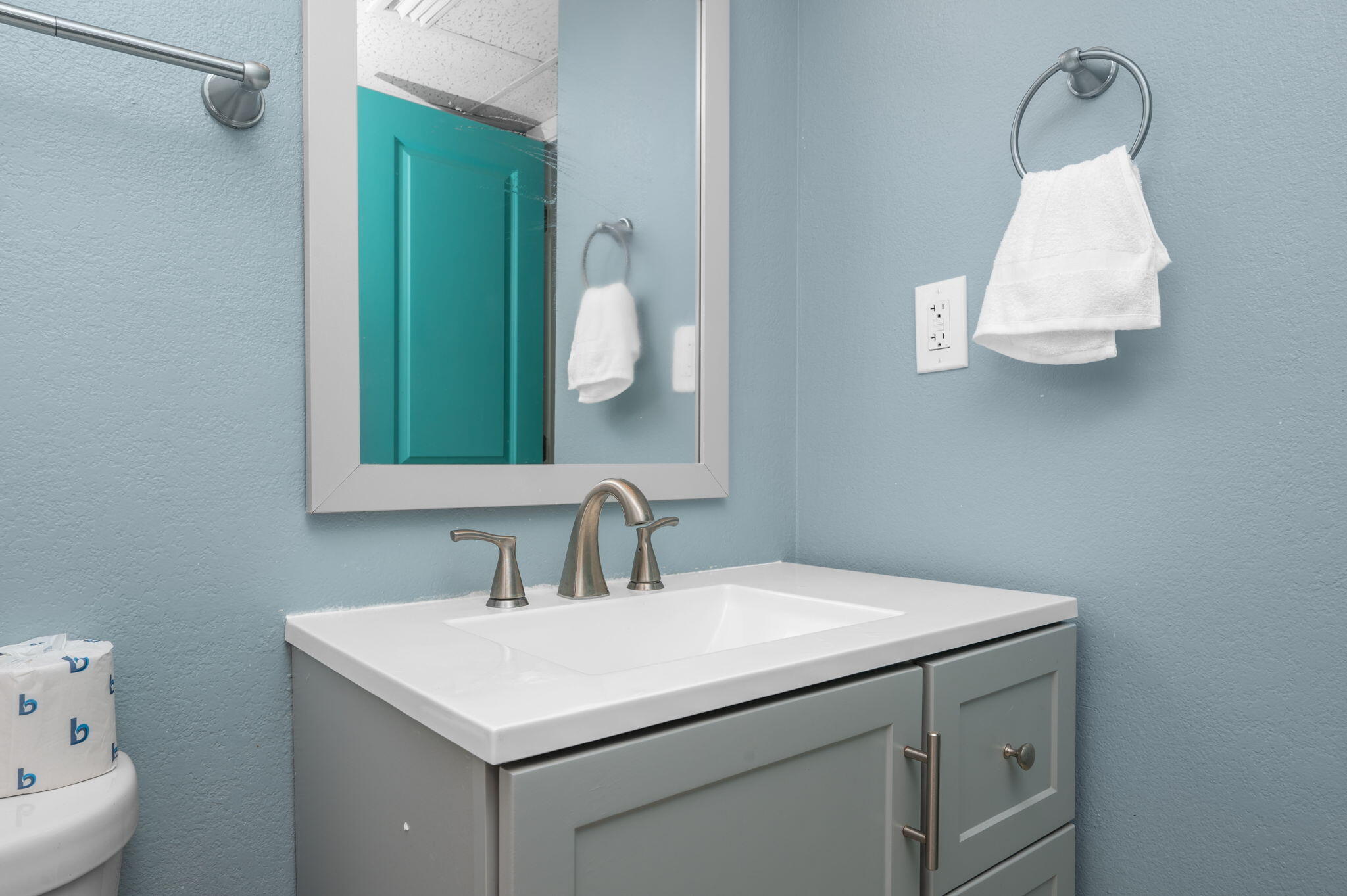667 Nautilus Court 302