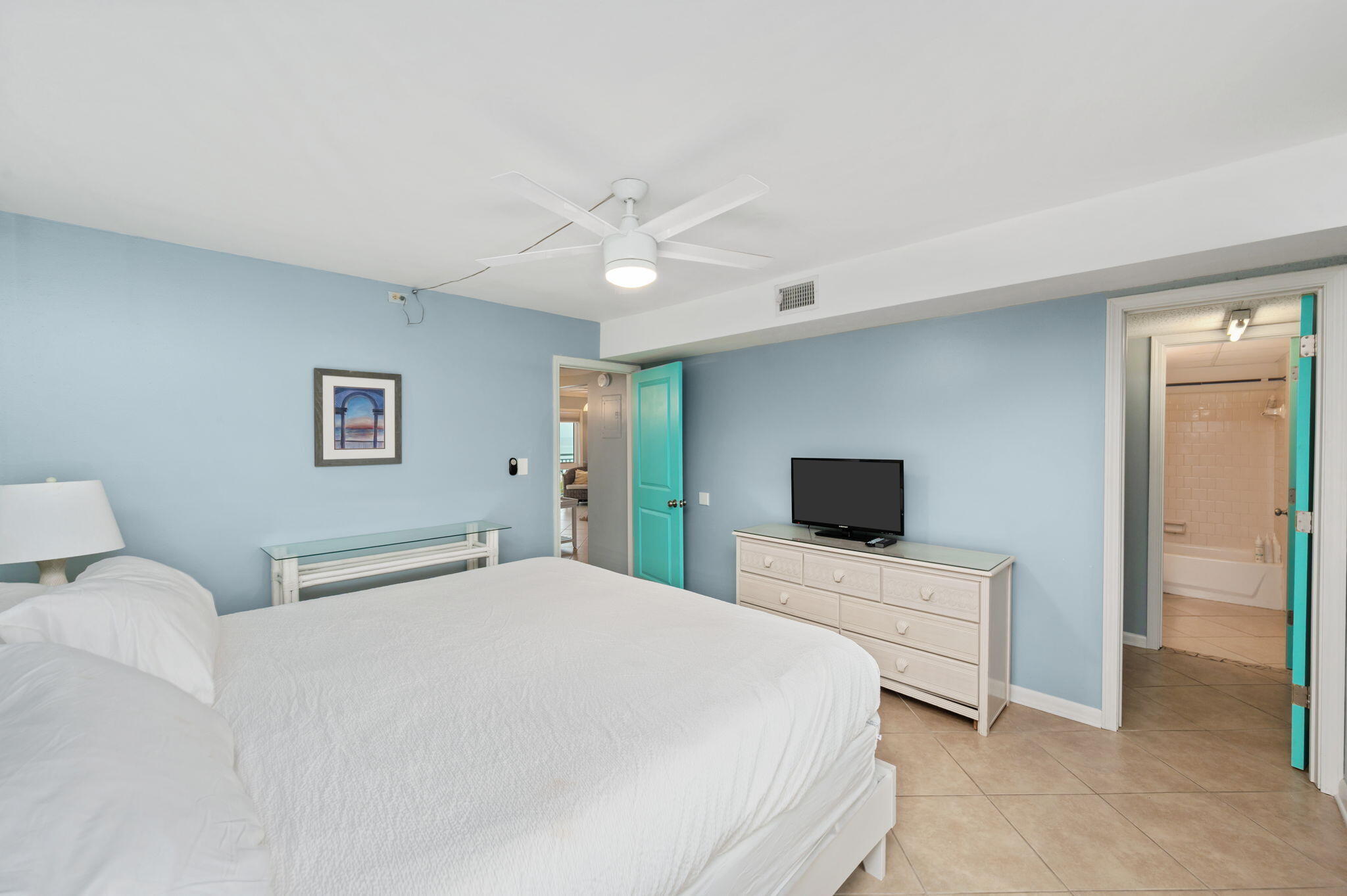 667 Nautilus Court 302