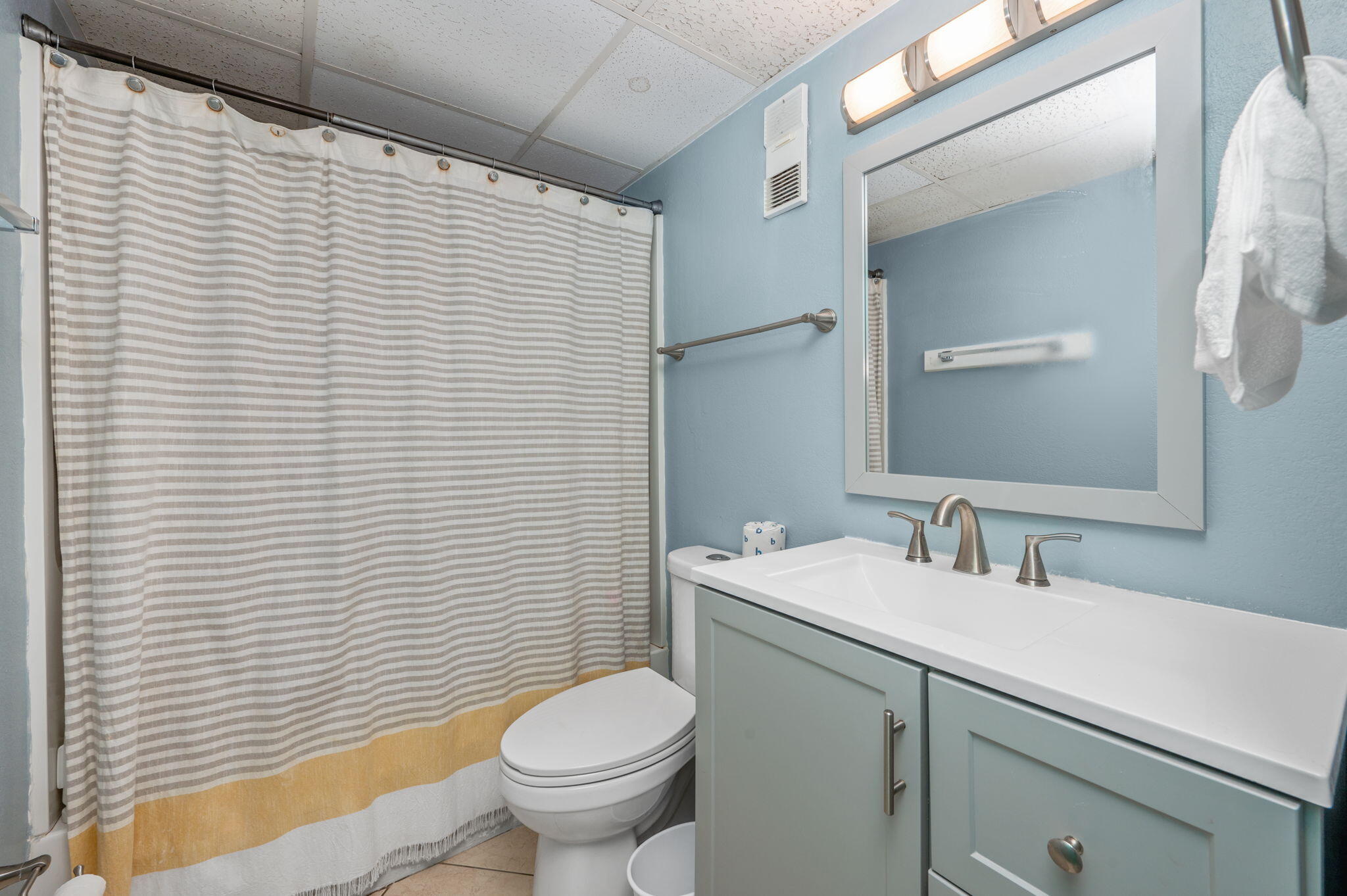 667 Nautilus Court 302