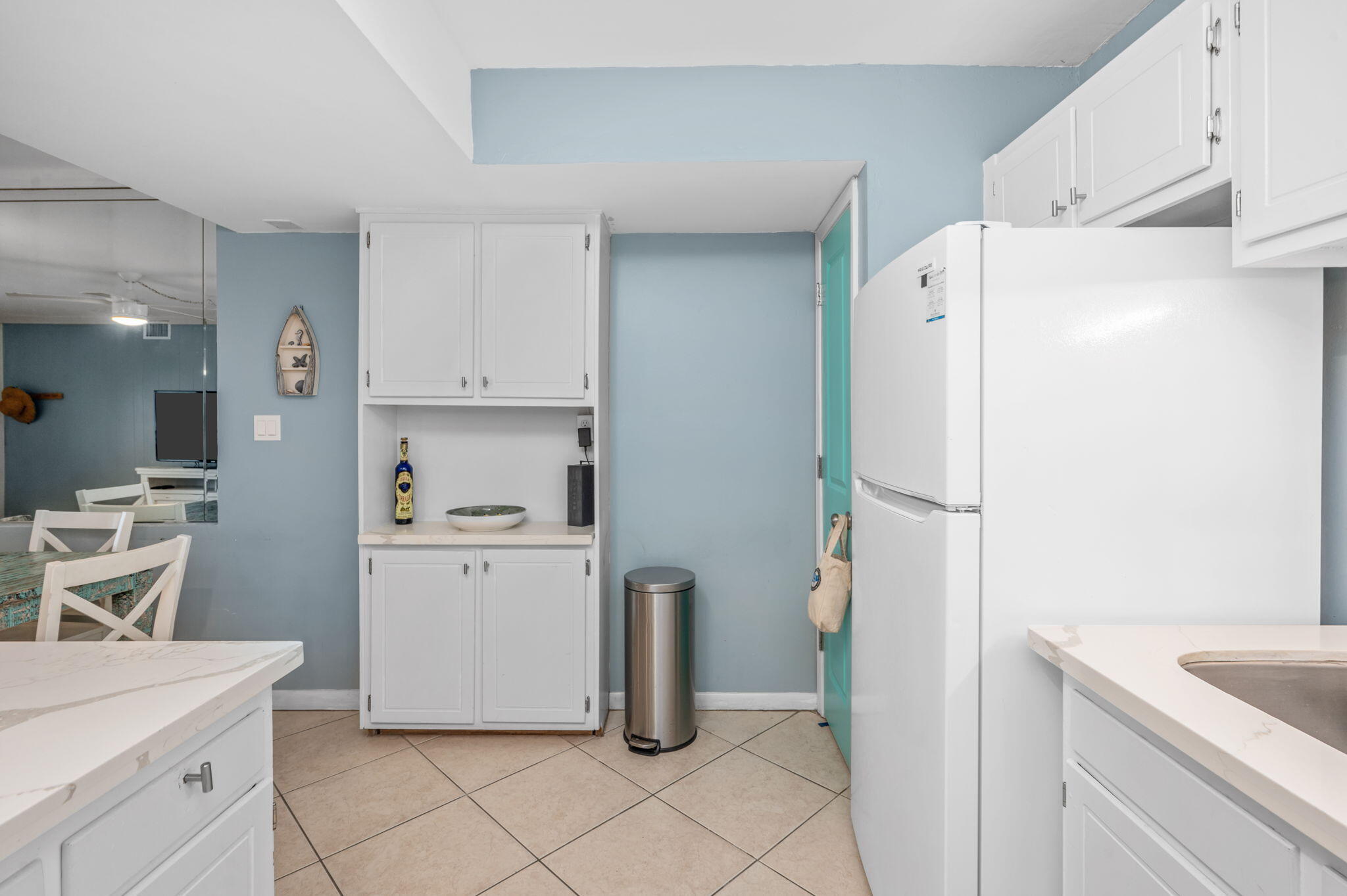 667 Nautilus Court 302