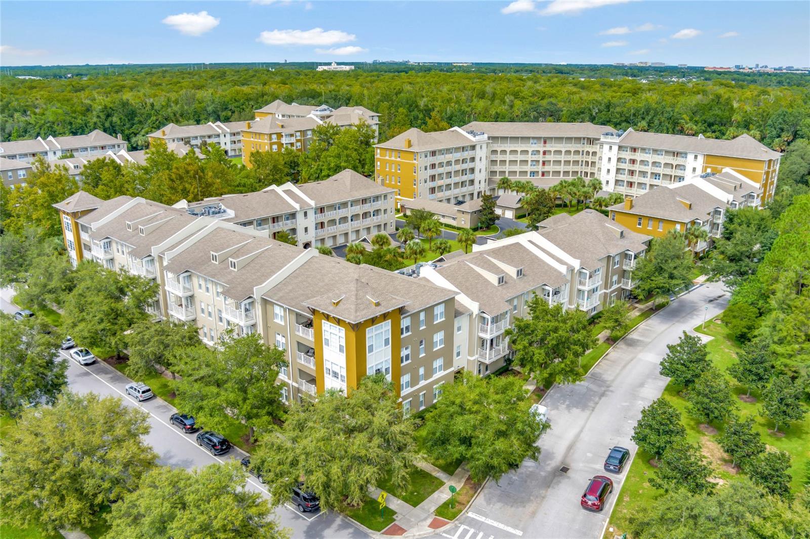1401 CELEBRATION AVE #402