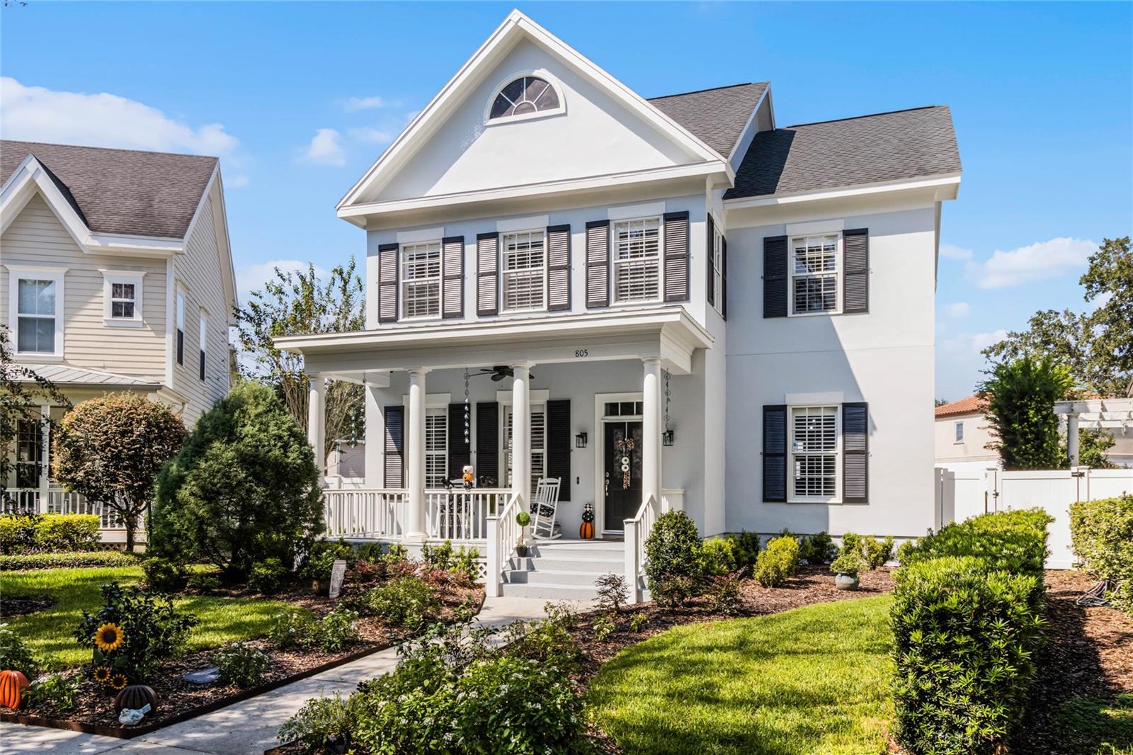805 VERANDA PL