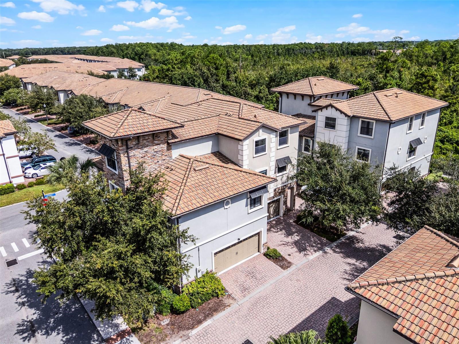 1317 SHINNECOCK HILLS DR