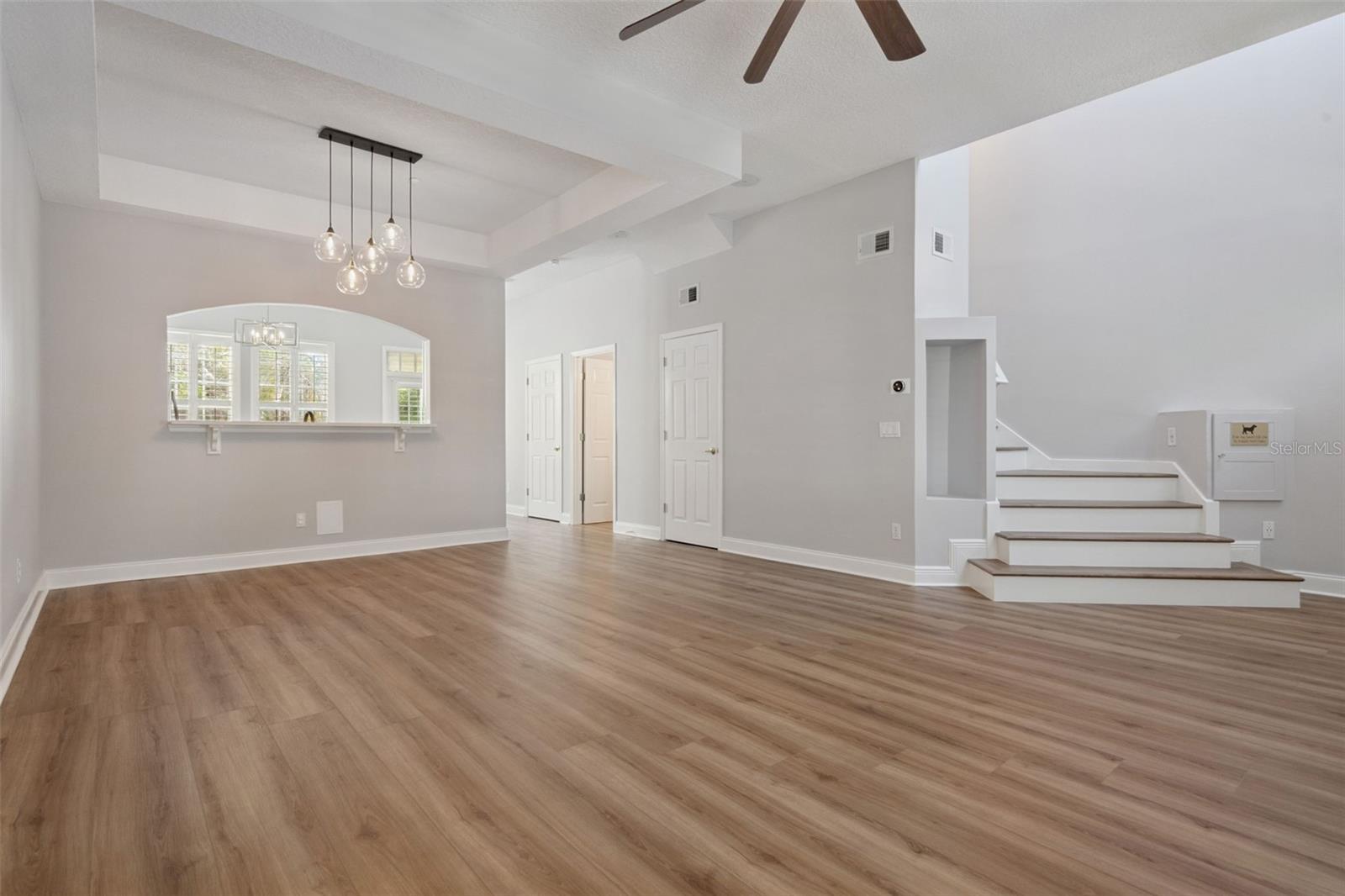 629 MULBERRY AVE