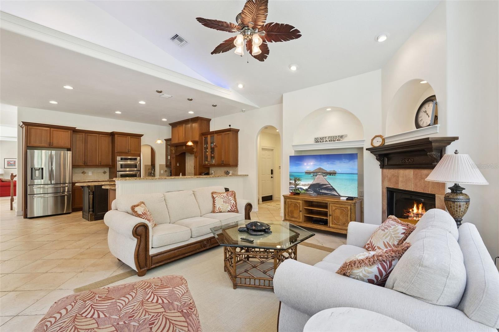 799 OAK SHADOWS RD