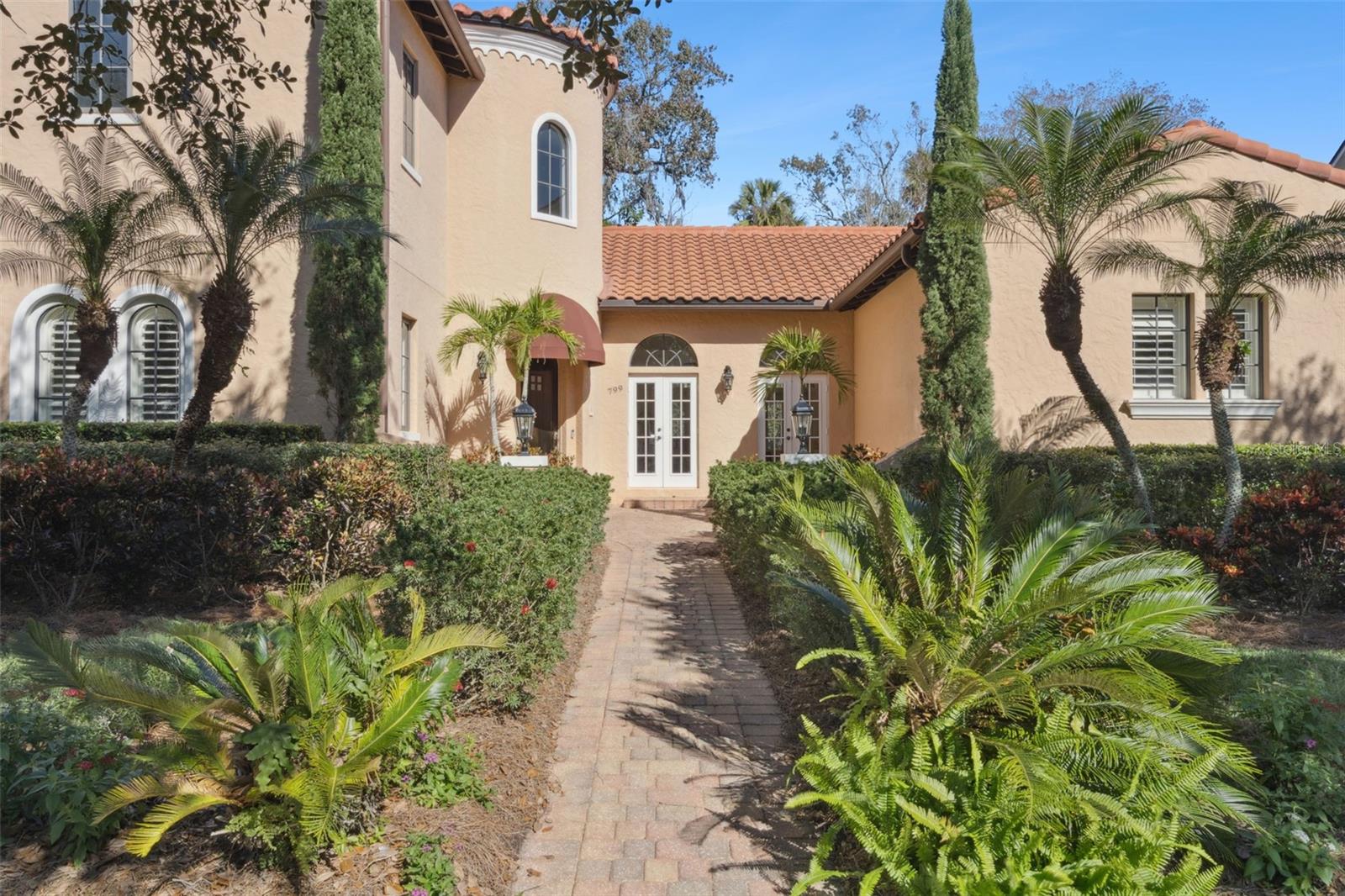 799 OAK SHADOWS RD