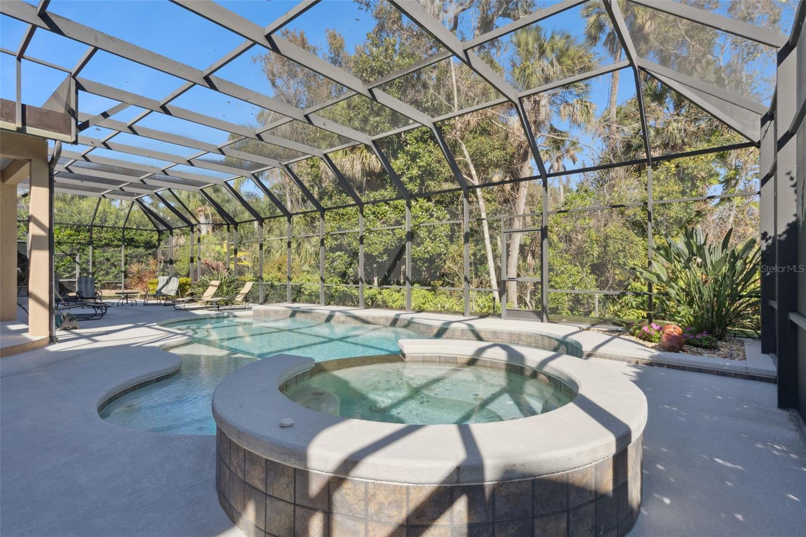 799 OAK SHADOWS RD