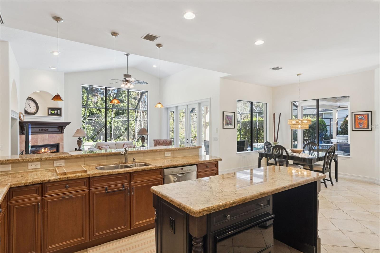 799 OAK SHADOWS RD