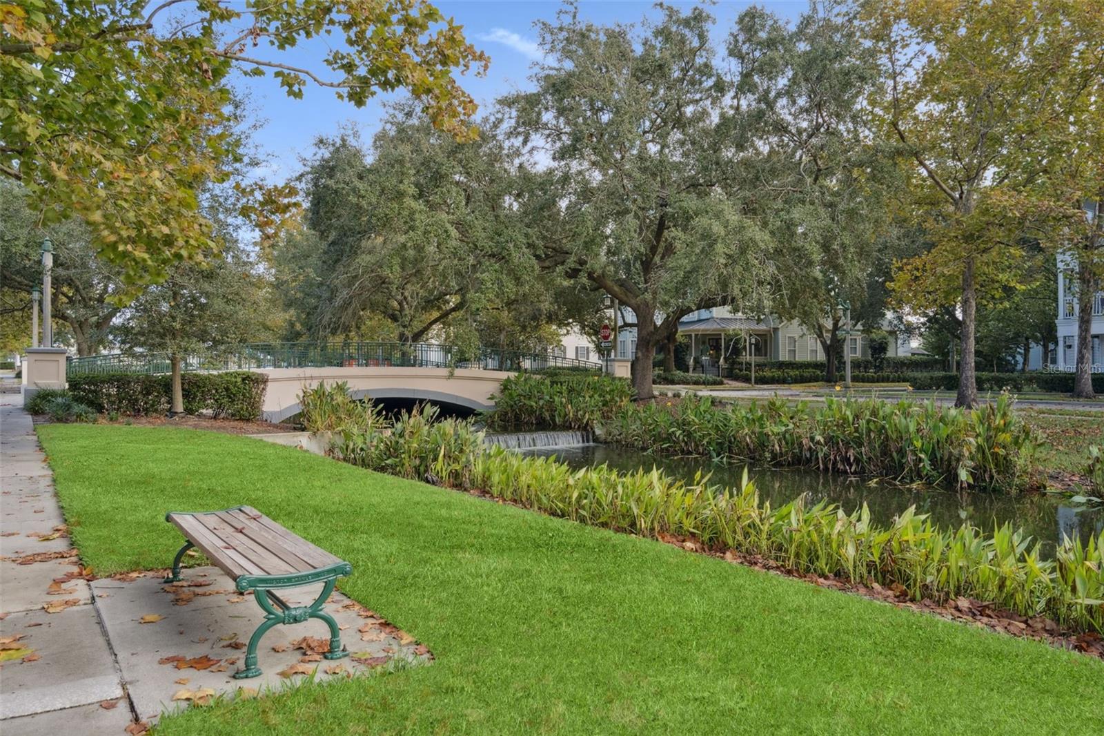 799 OAK SHADOWS RD