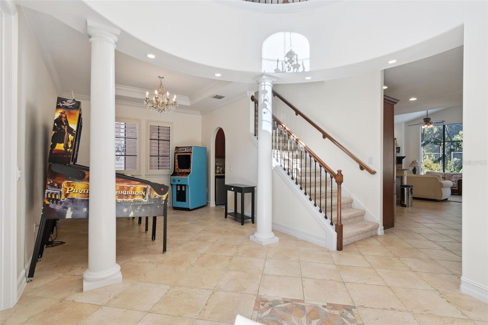 799 OAK SHADOWS RD