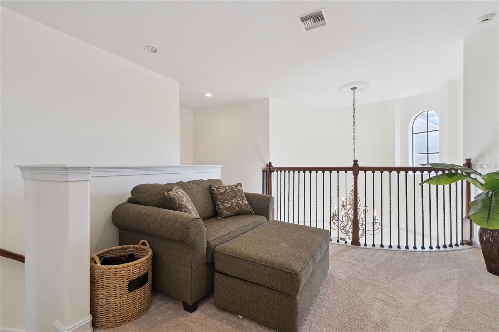799 OAK SHADOWS RD