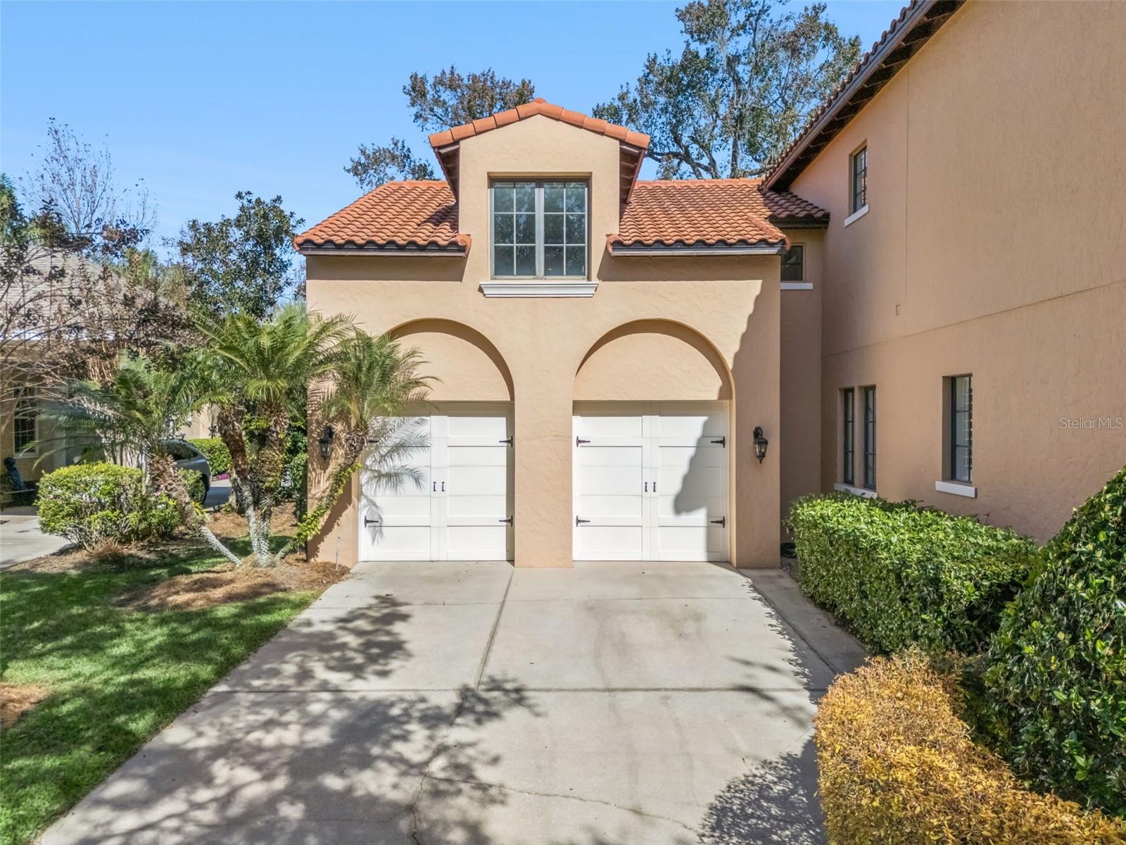 799 OAK SHADOWS RD