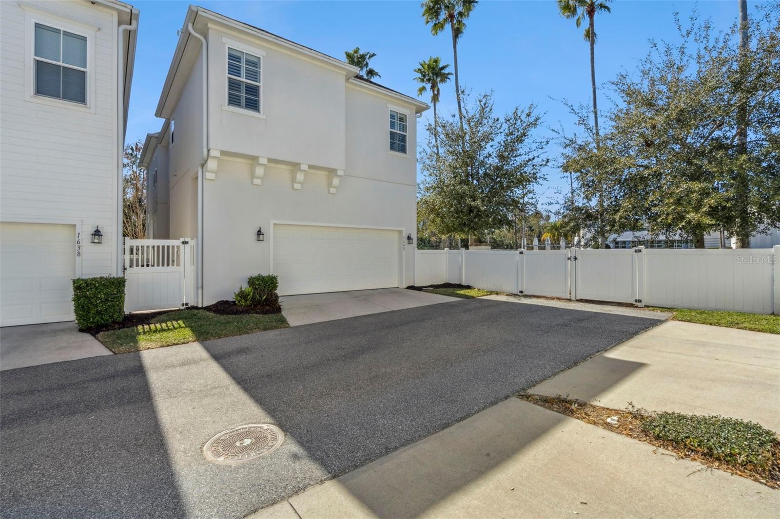 1640 RESOLUTE ST