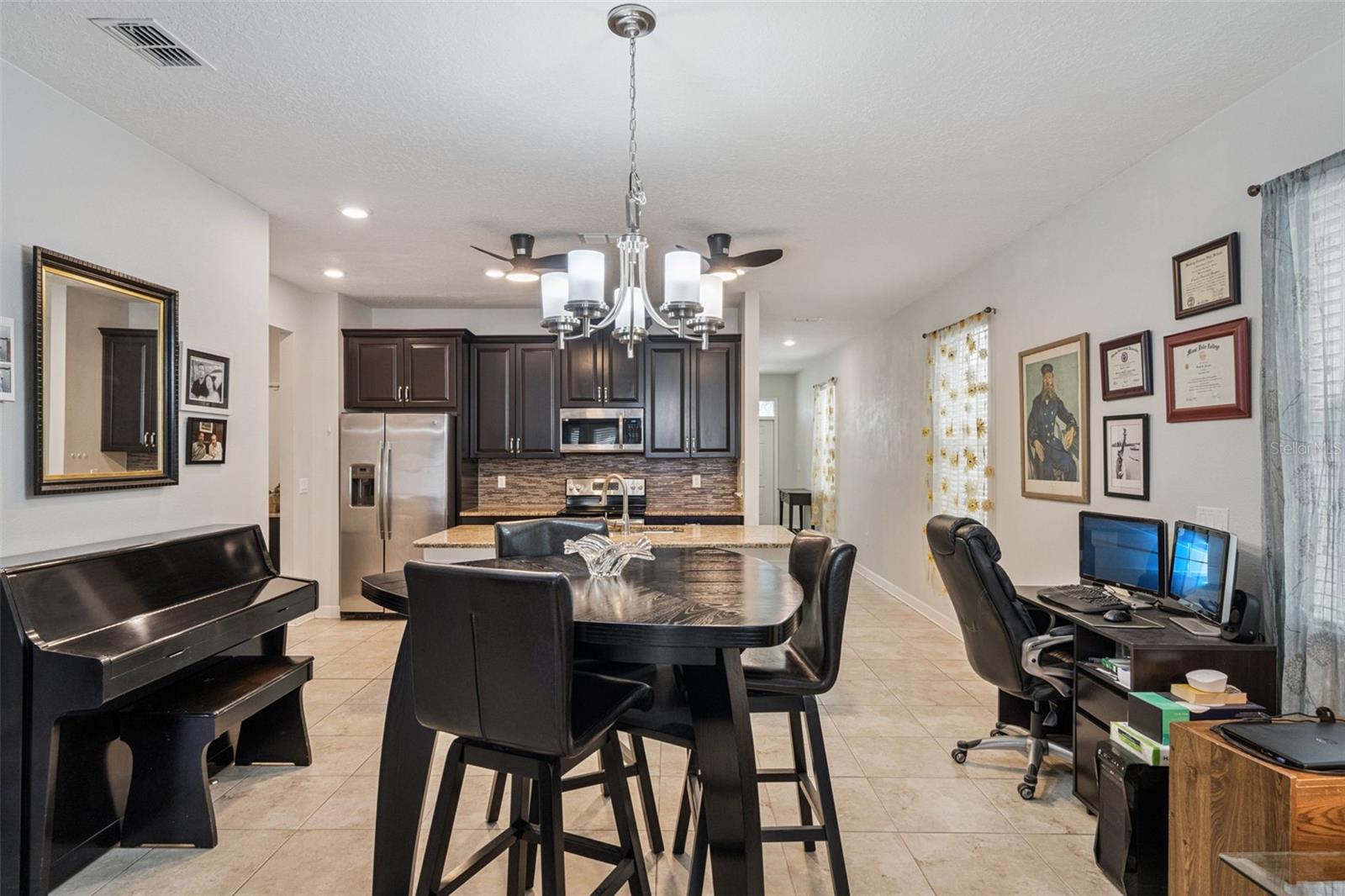 4633 FAIRY TALE CIR