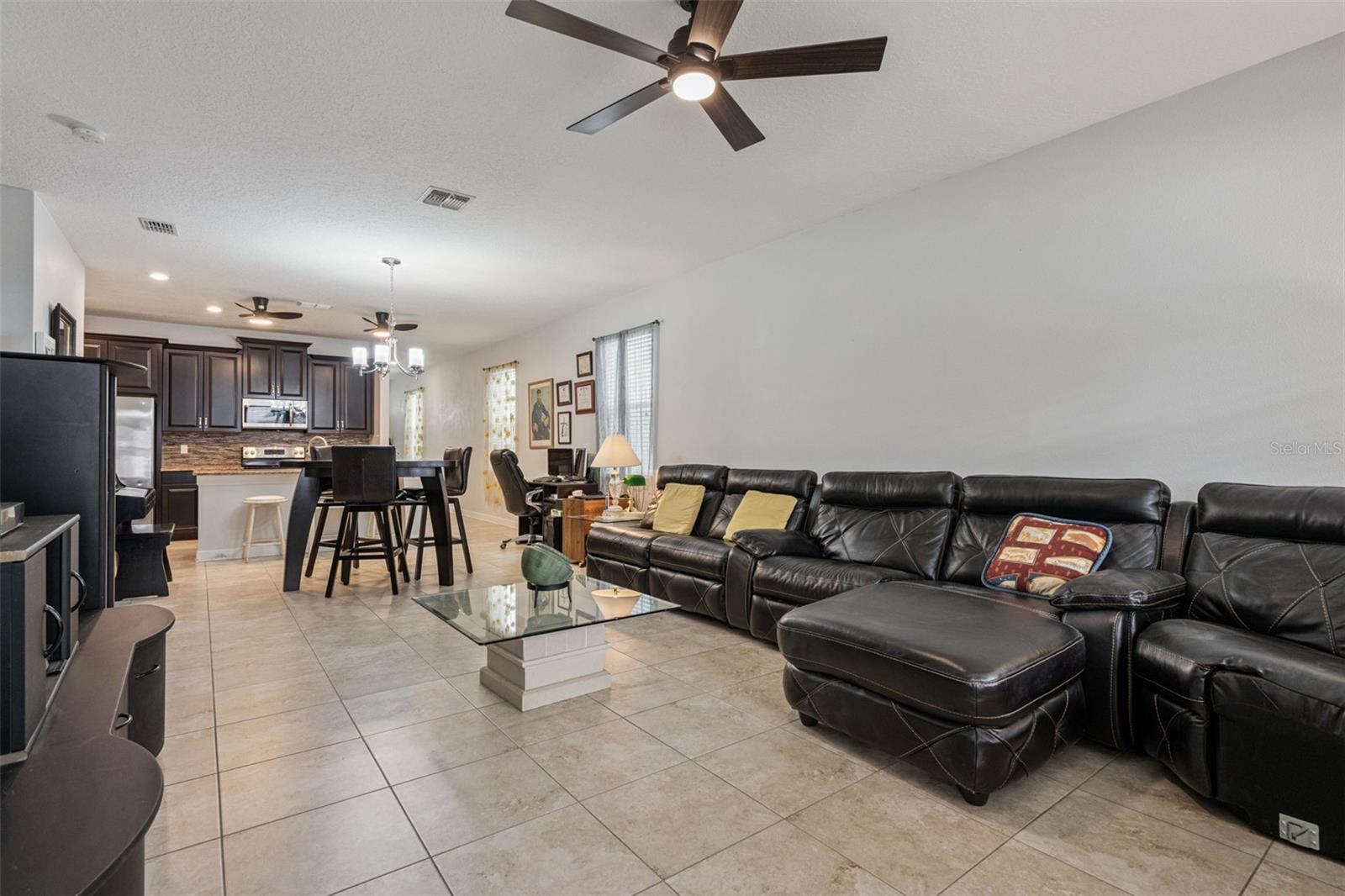 4633 FAIRY TALE CIR