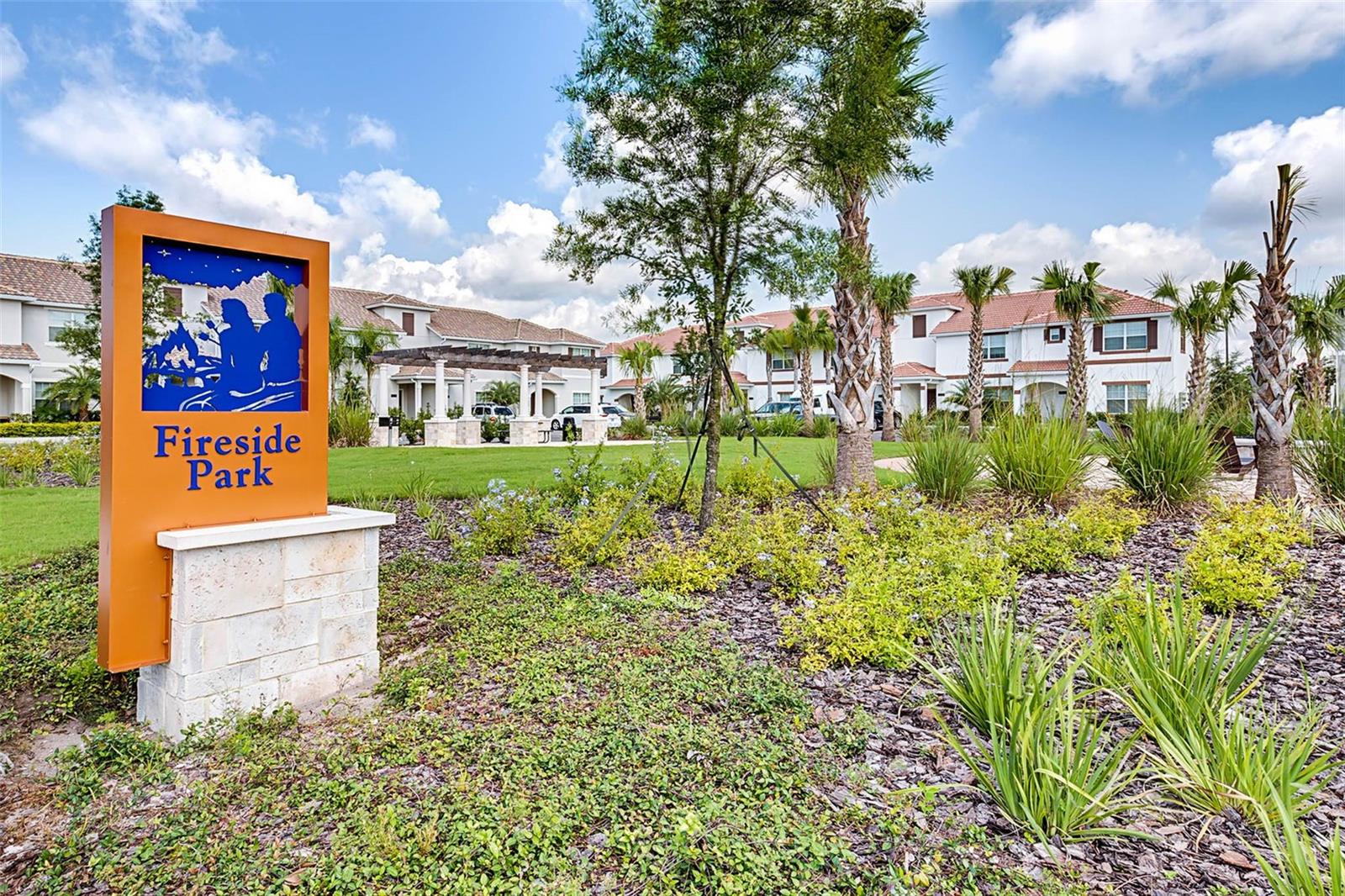 4633 FAIRY TALE CIR