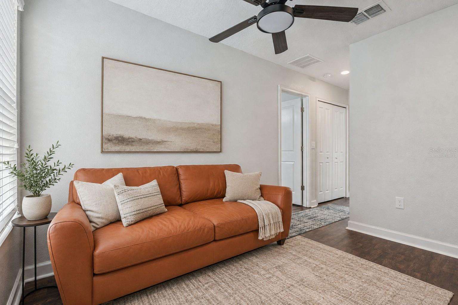 4633 FAIRY TALE CIR