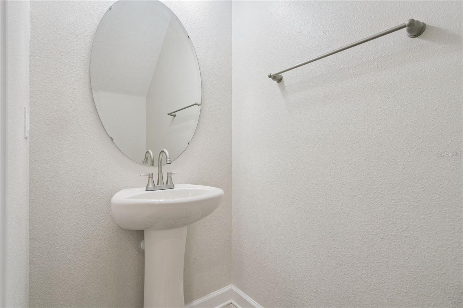4633 FAIRY TALE CIR