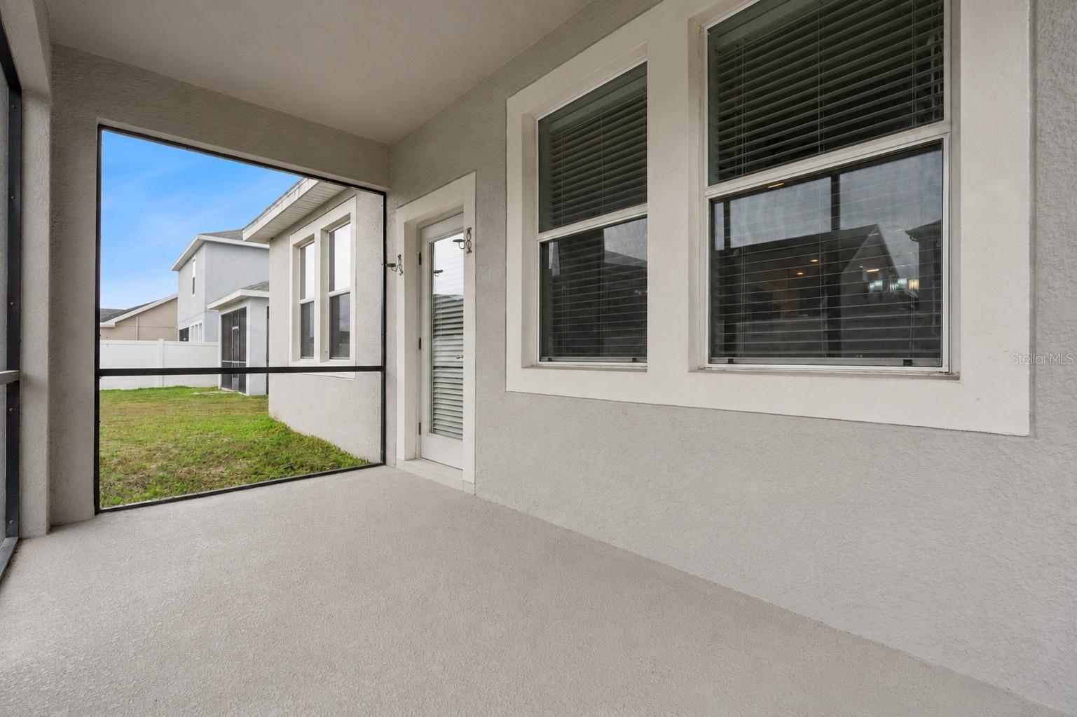 4633 FAIRY TALE CIR