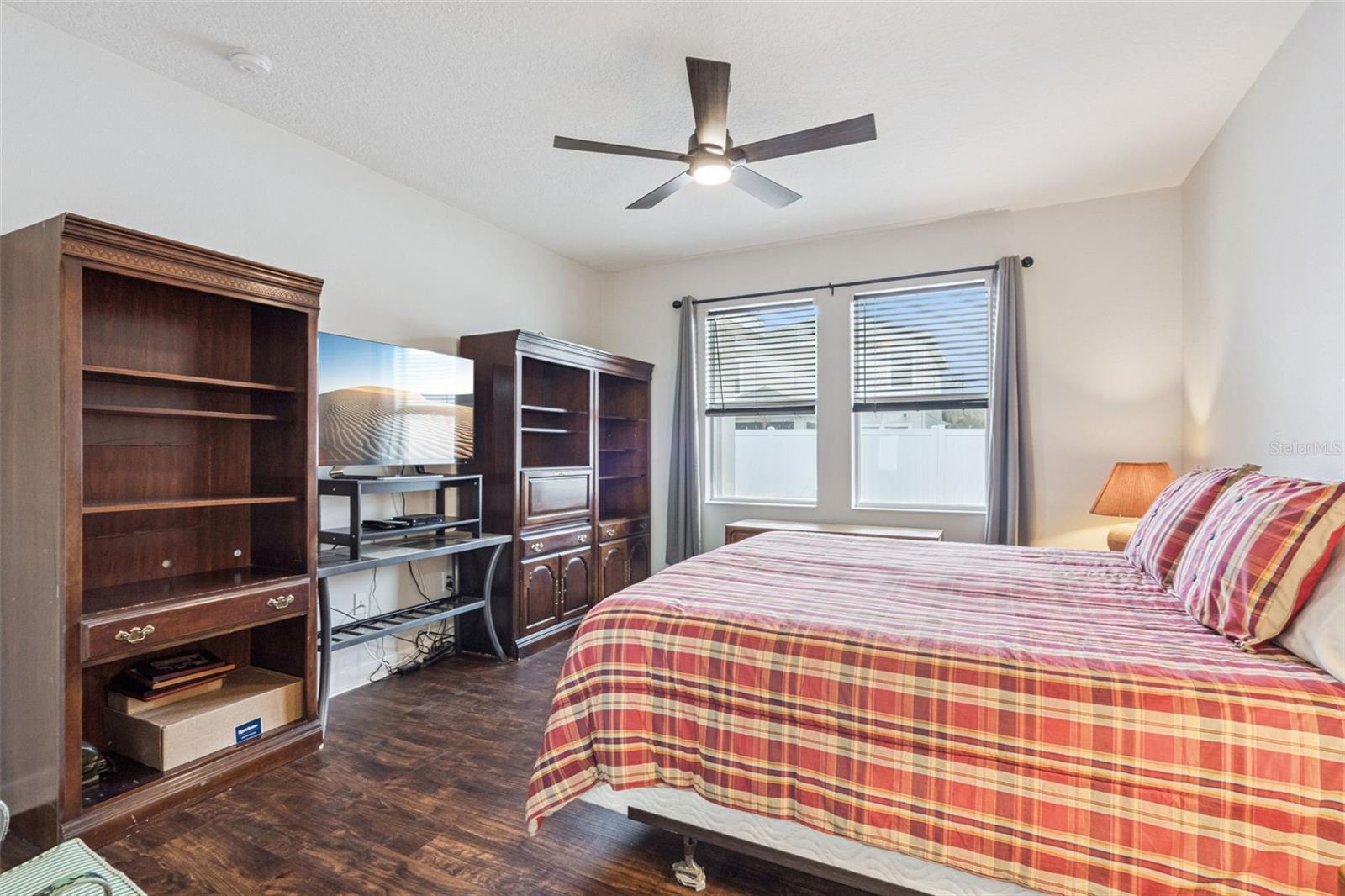 4633 FAIRY TALE CIR