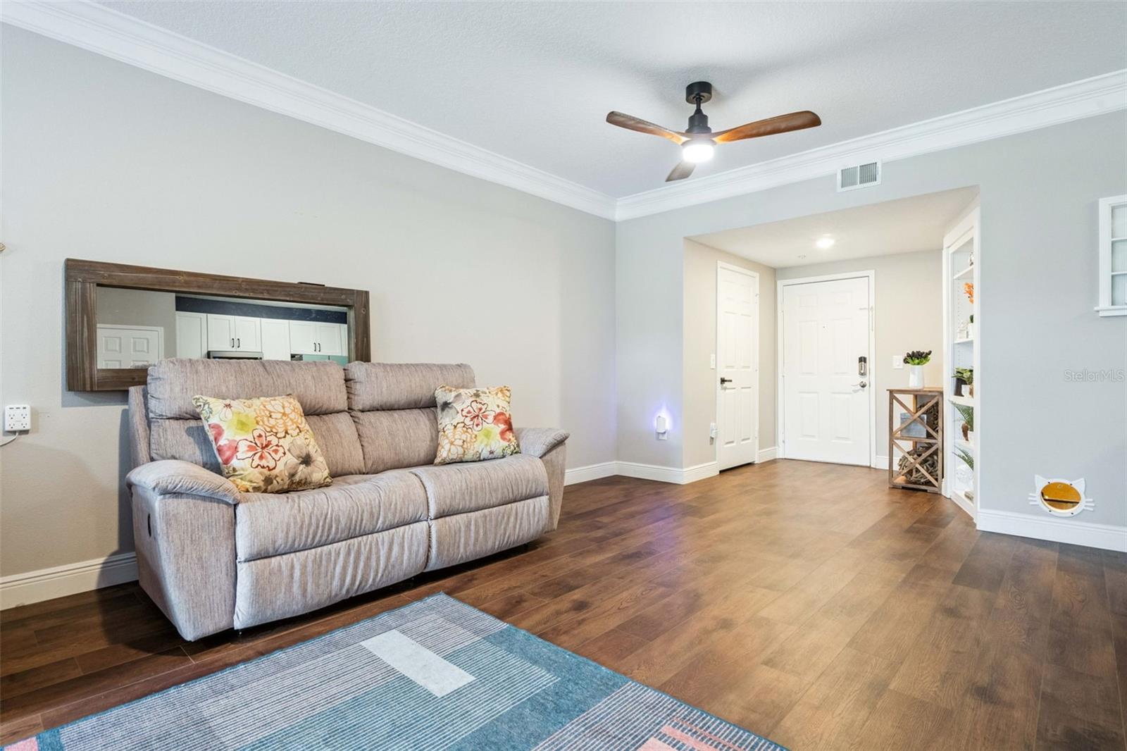 315 GRAND MAGNOLIA AVE #203