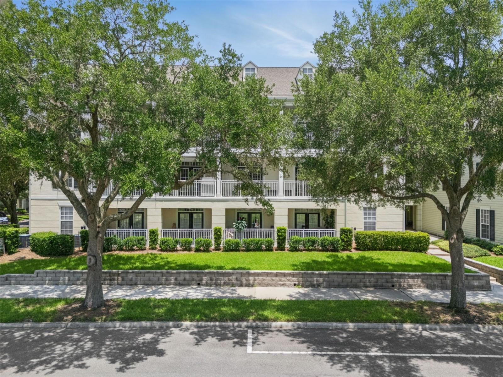 315 GRAND MAGNOLIA AVE #203