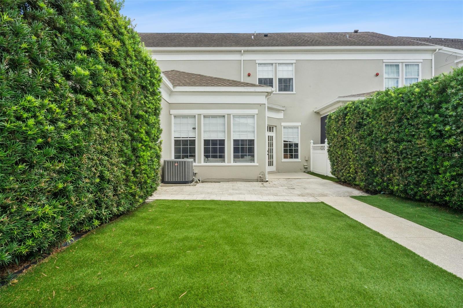 641 MULBERRY AVE