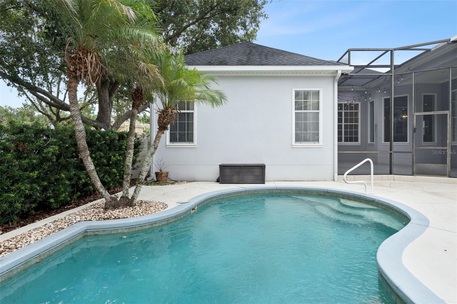 906 SPRING PARK LOOP