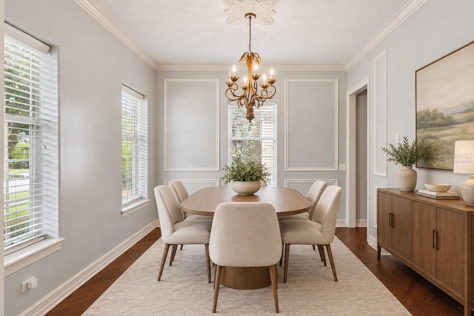 906 SPRING PARK LOOP