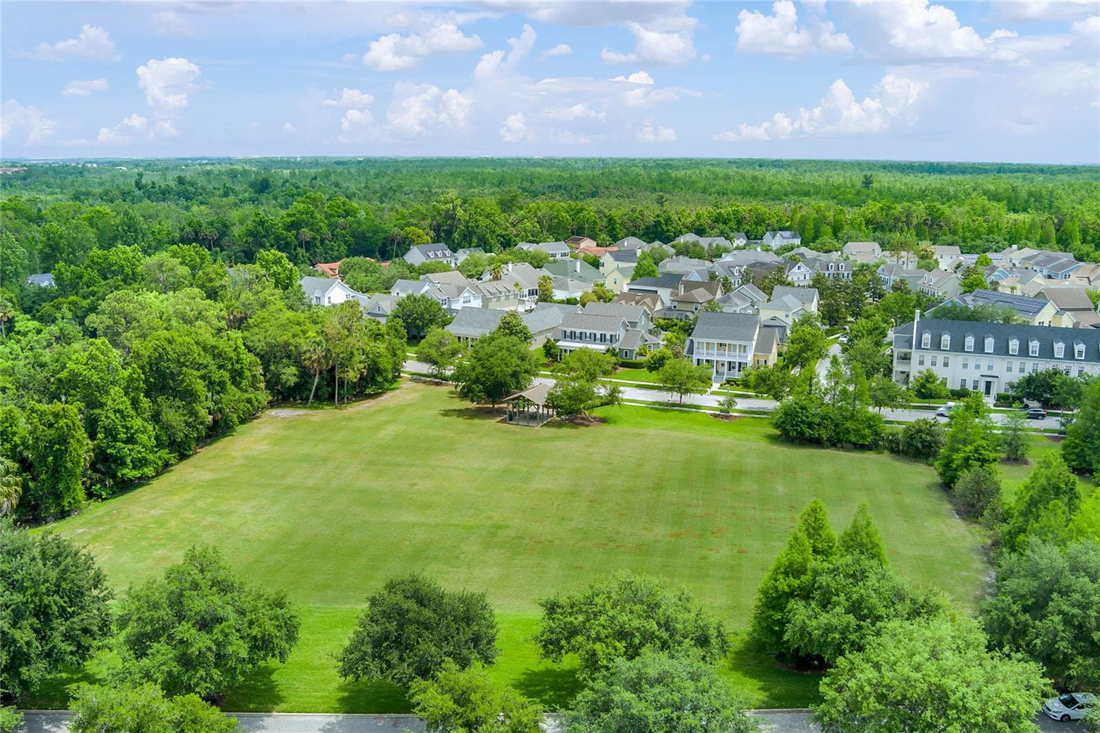 906 SPRING PARK LOOP