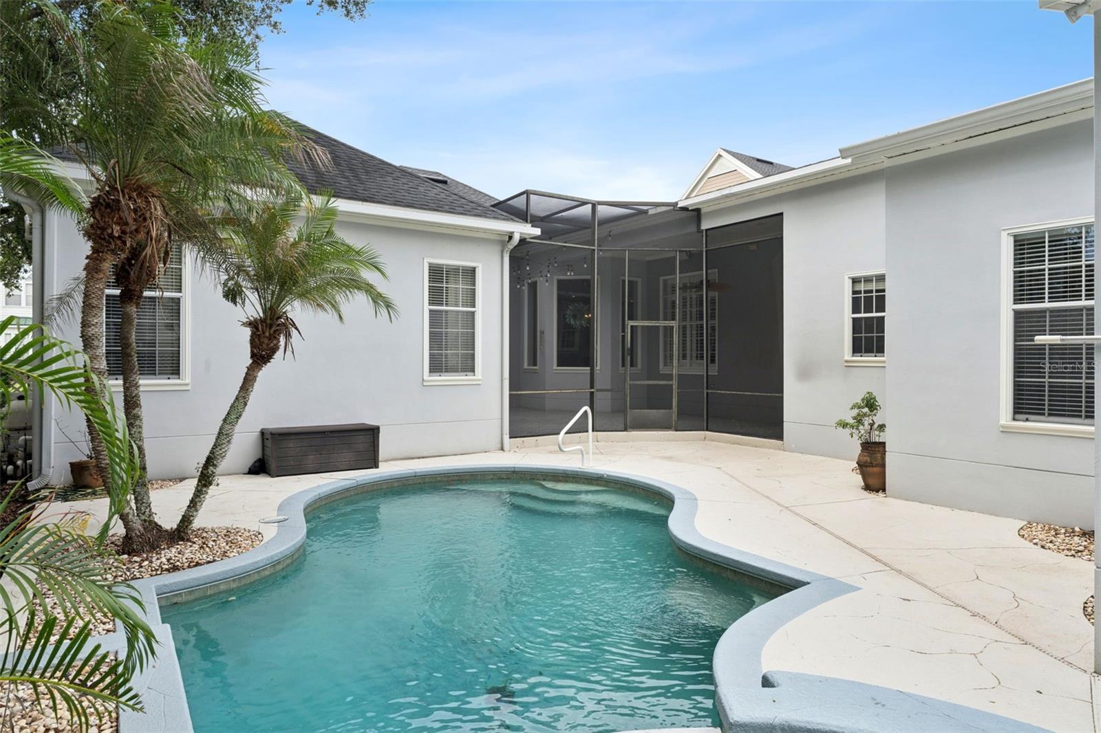 906 SPRING PARK LOOP