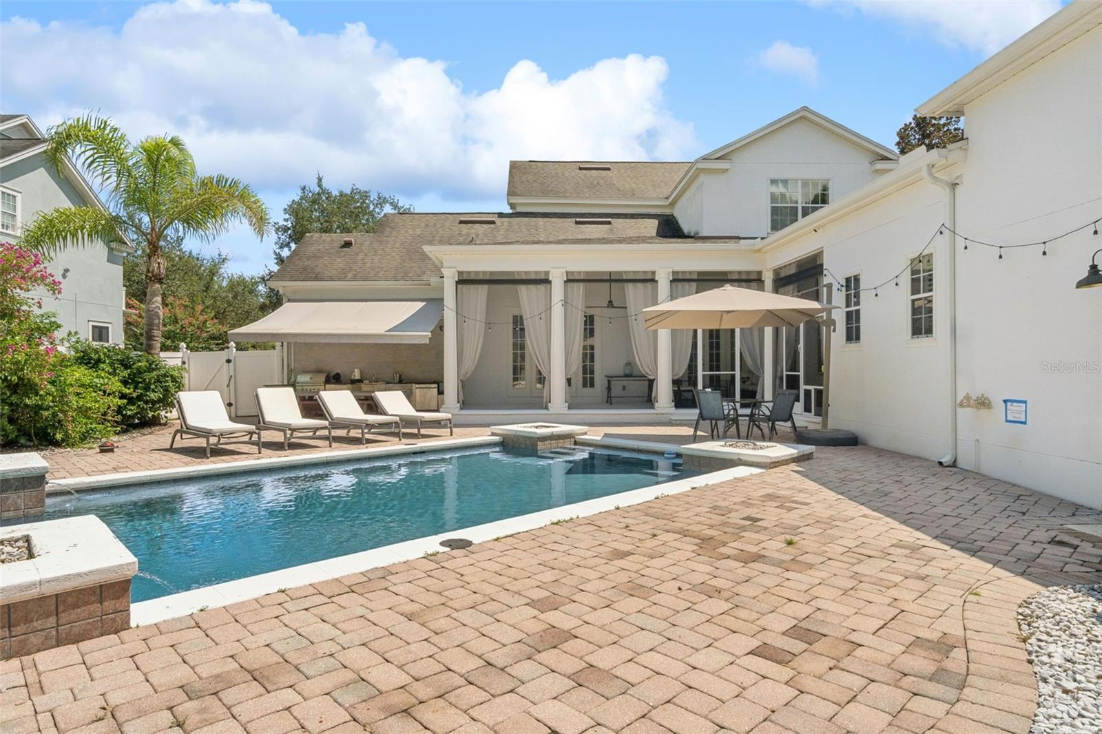 843 OAK SHADOWS RD
