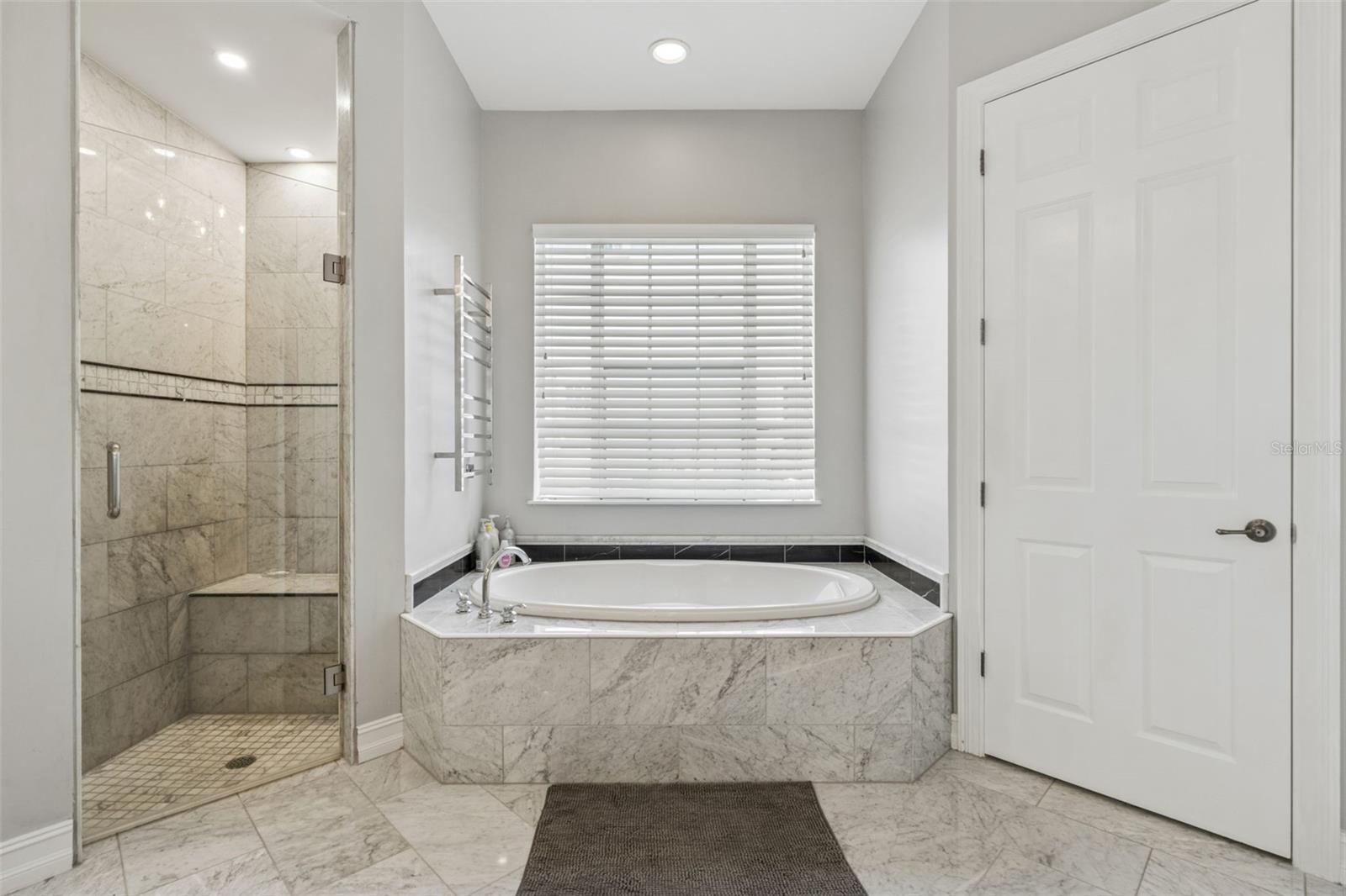843 OAK SHADOWS RD