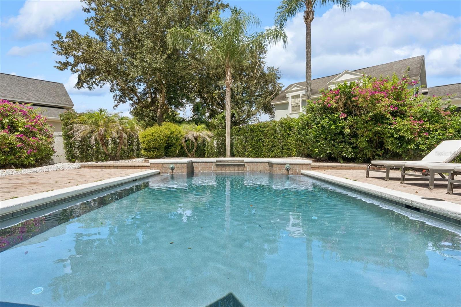 843 OAK SHADOWS RD