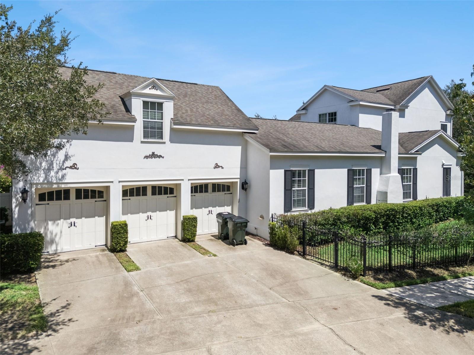 843 OAK SHADOWS RD