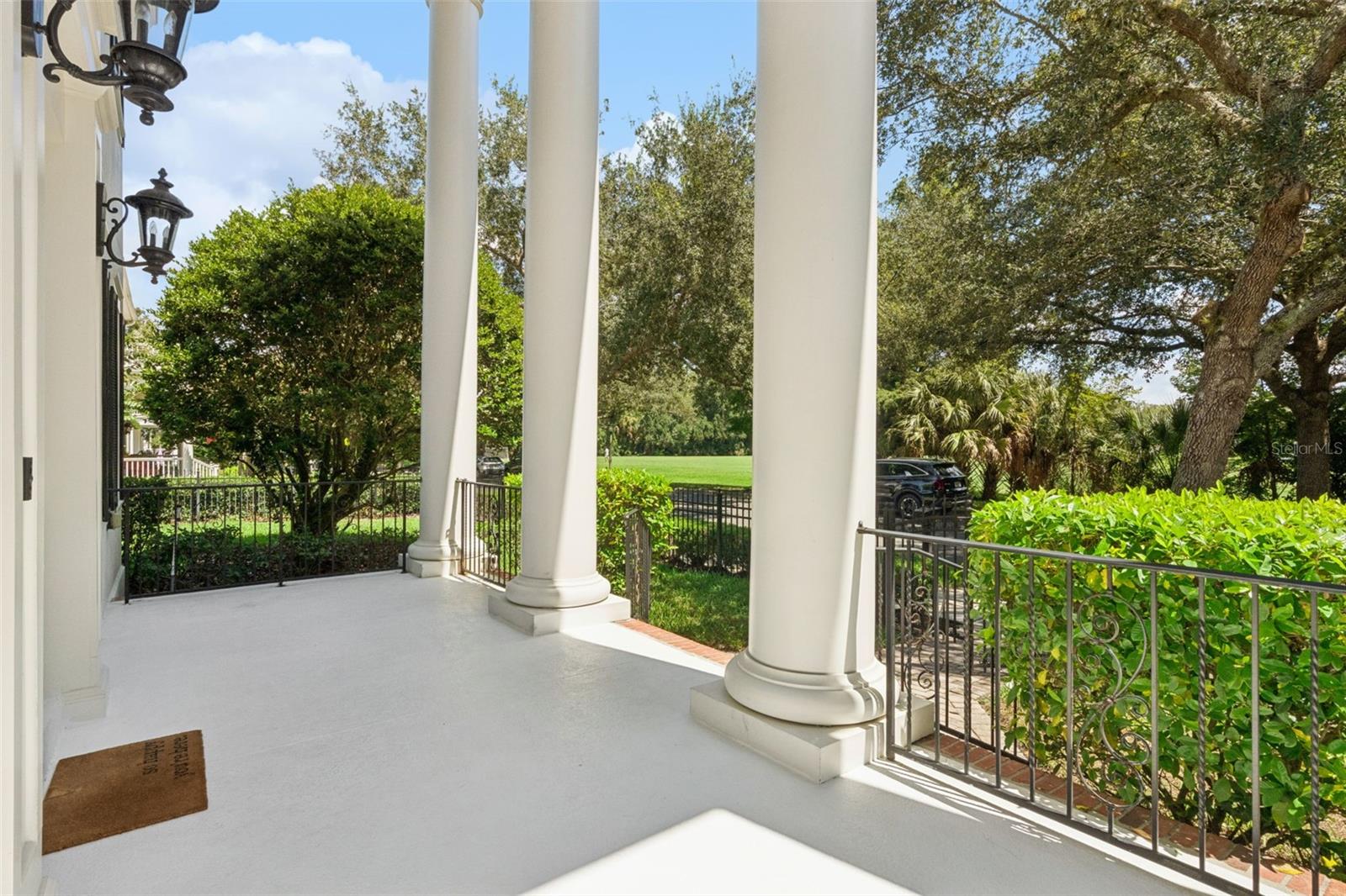 843 OAK SHADOWS RD