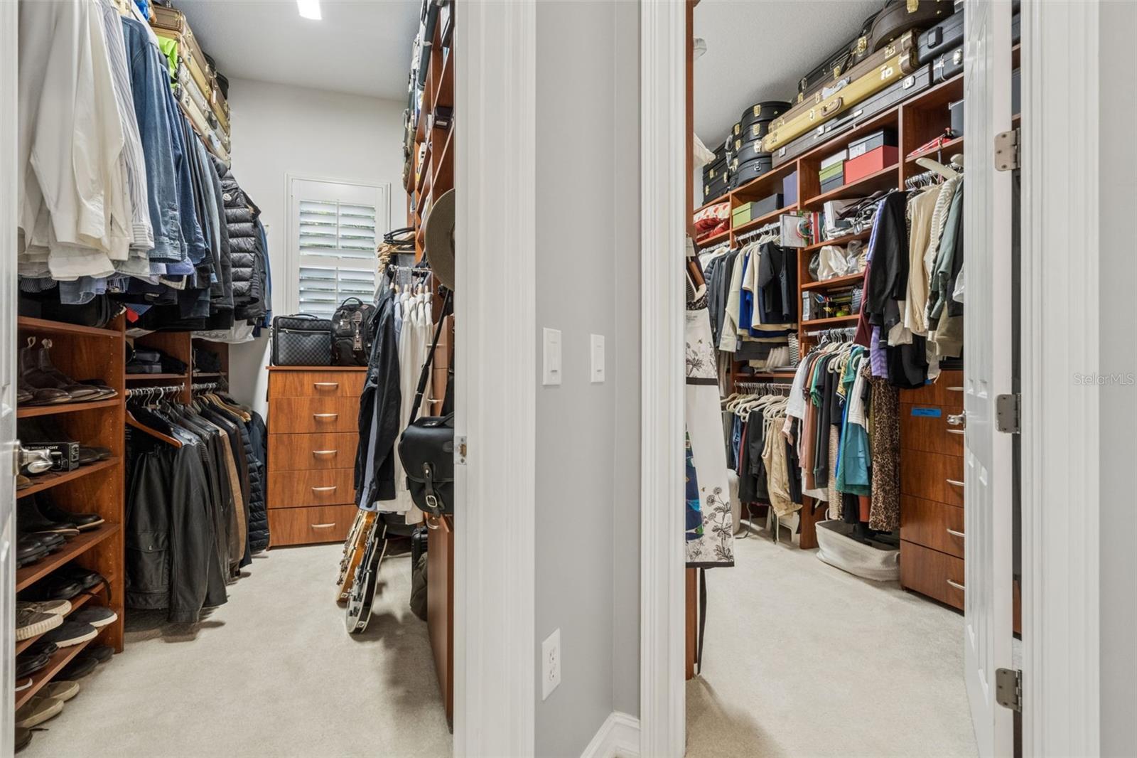 843 OAK SHADOWS RD