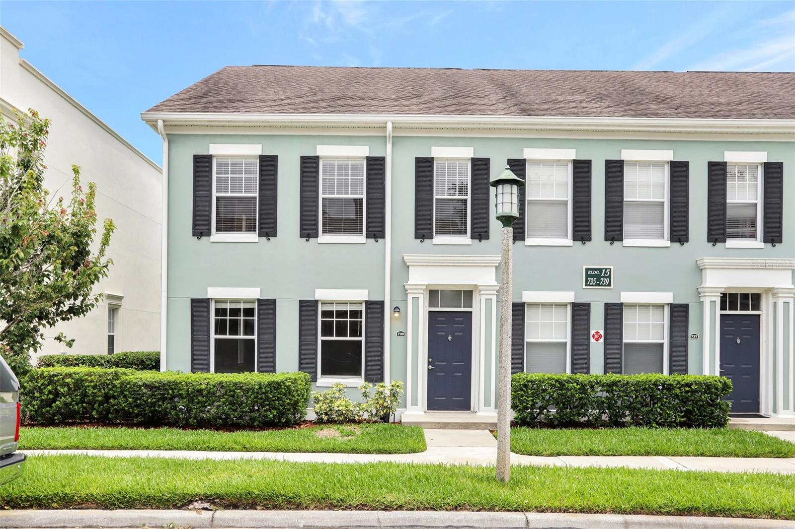 735 SIENA PALM DR #735