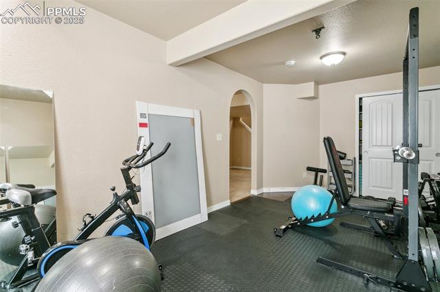 5977 Cumbre Vista Way