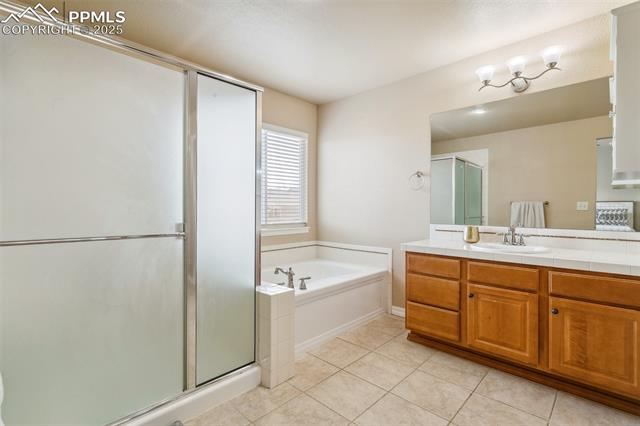 5977 Cumbre Vista Way