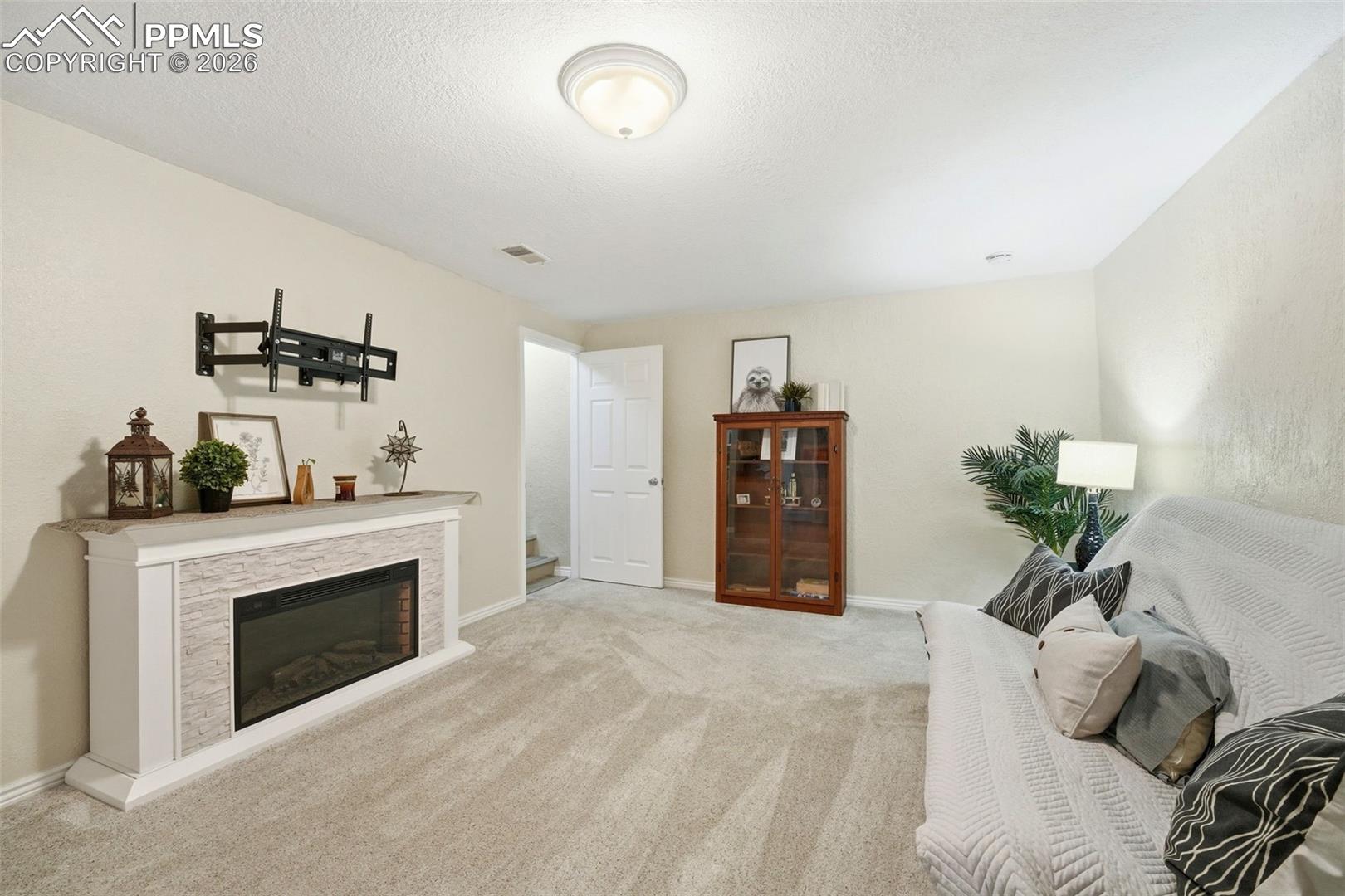 2938 Del Mar Circle