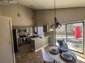 963 Bayfield Way