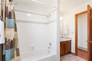 10170 TOMAHAWK Trail