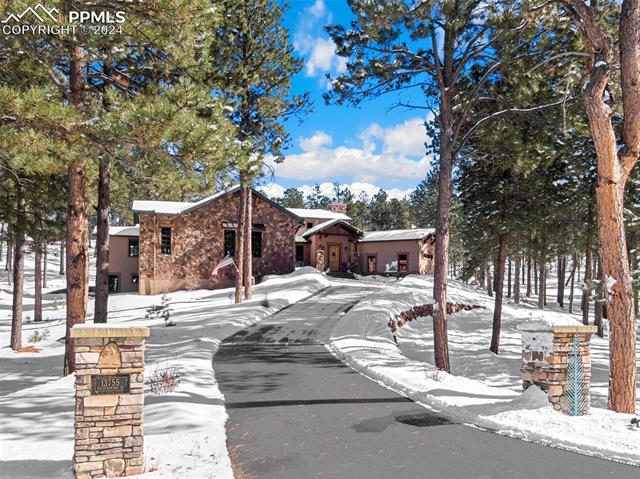 13755 Hildenshire Place