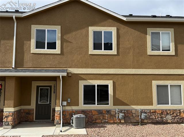 1729 Sandtoft Heights